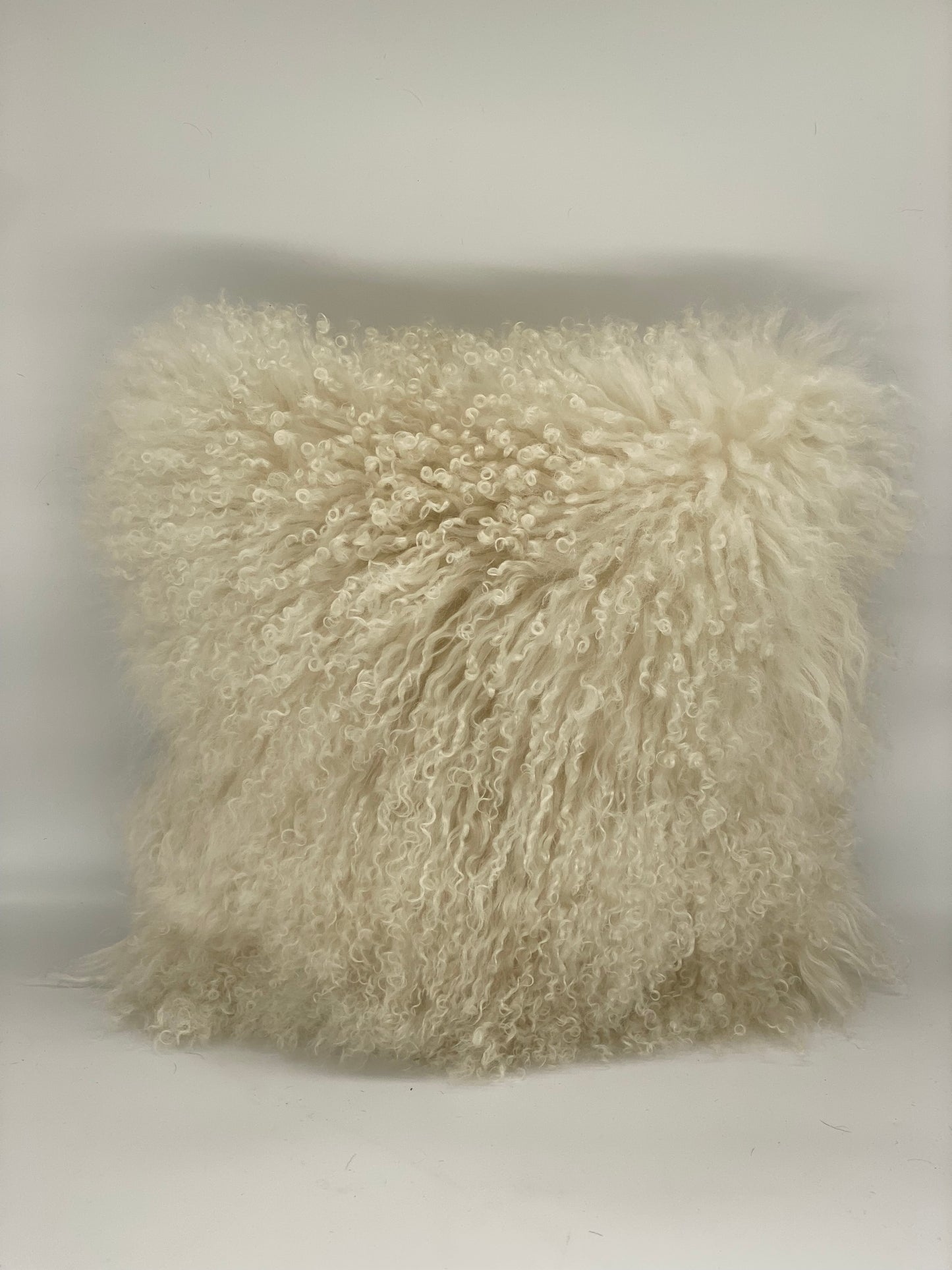 Kussen crème wit krullen vierkant