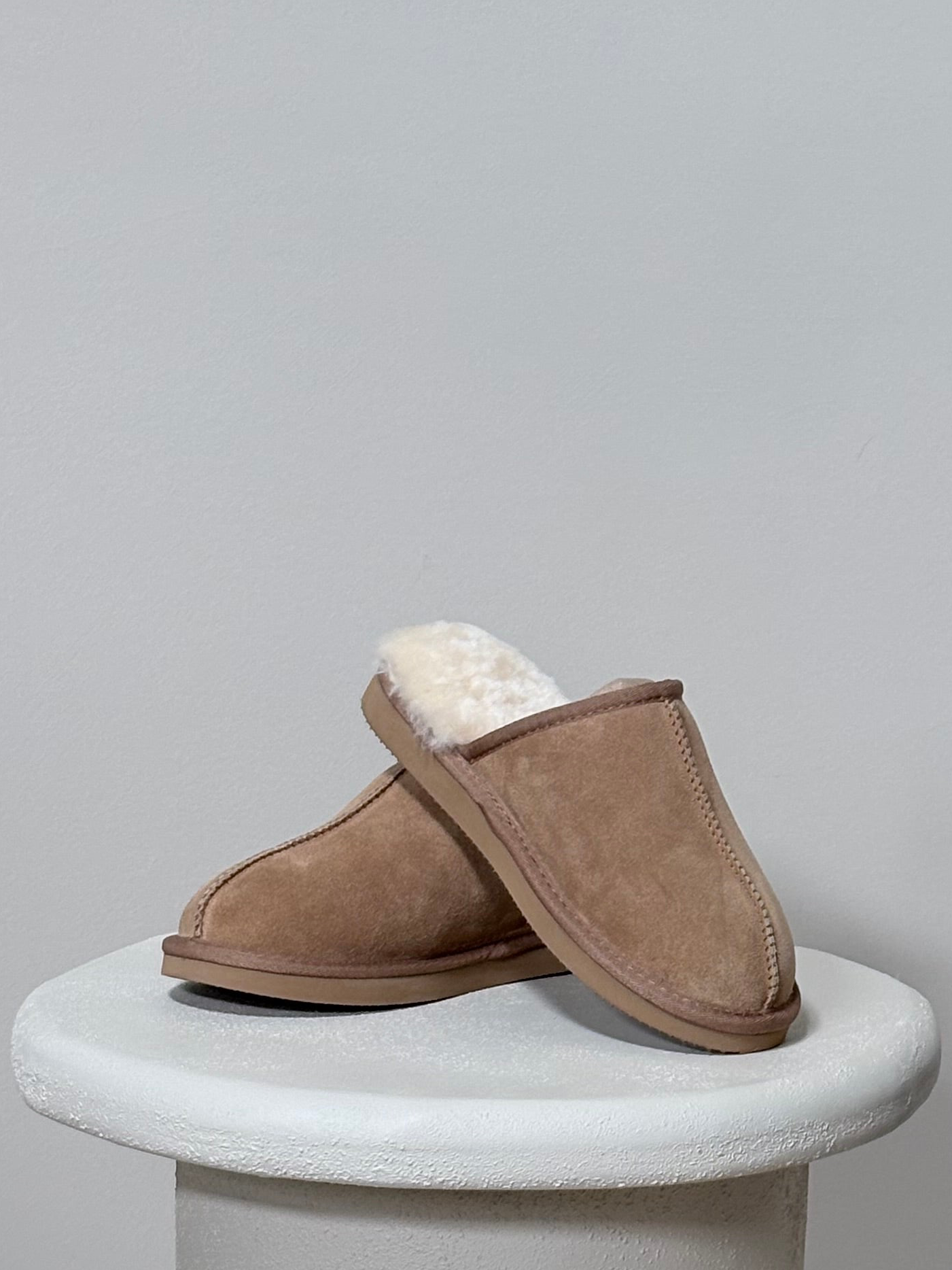 Pantoffels open dames camel